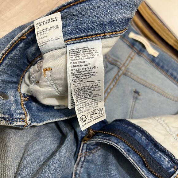 Levi's 311 Shaping Skinny Women's Jeans Size W30 L30 – Fits like W32 L30. - Picture 11 of 14